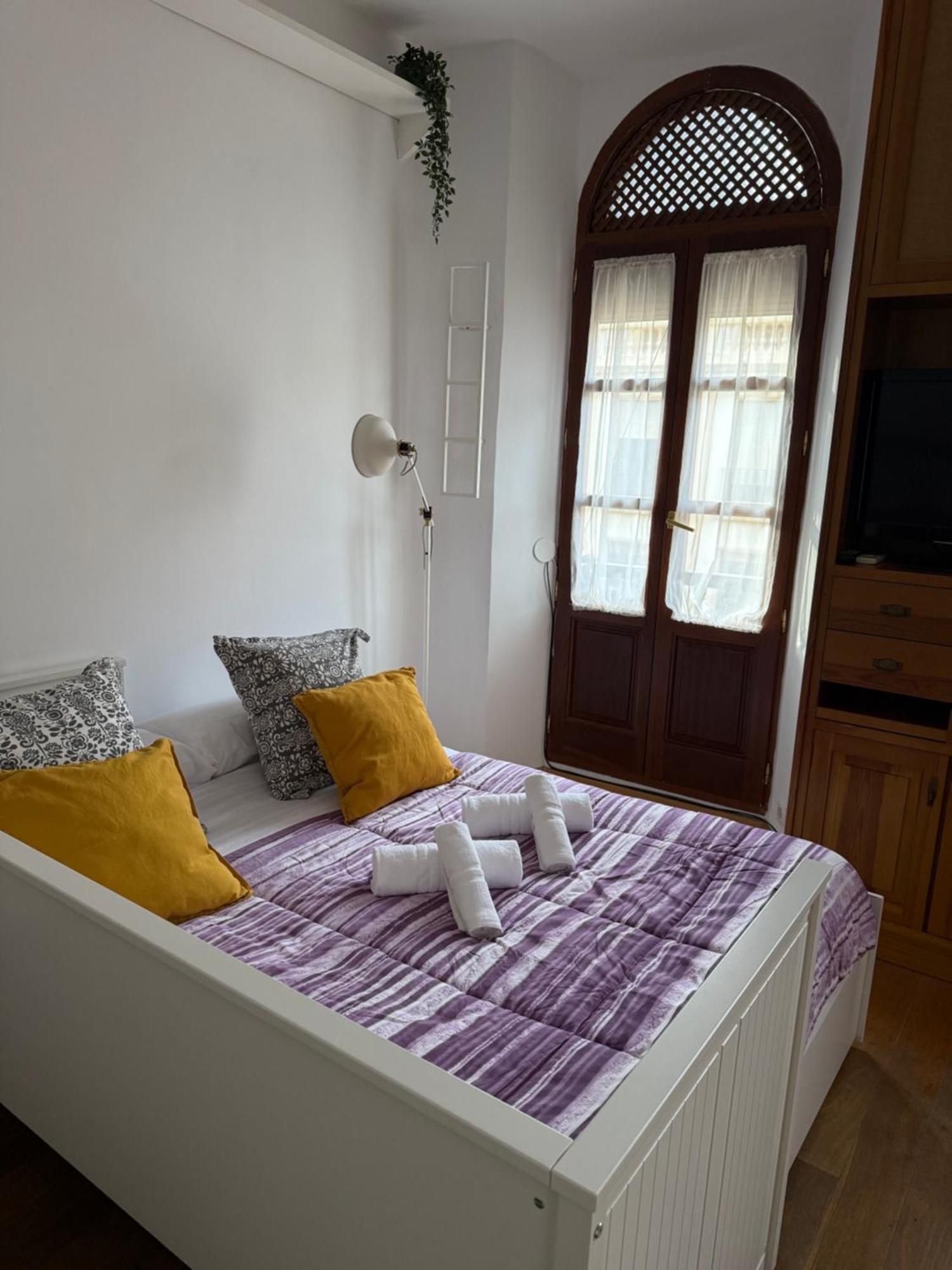 Cozy Studio 6 Min To Alhambra-2 Min To Cathedral Walking Granada Kültér fotó